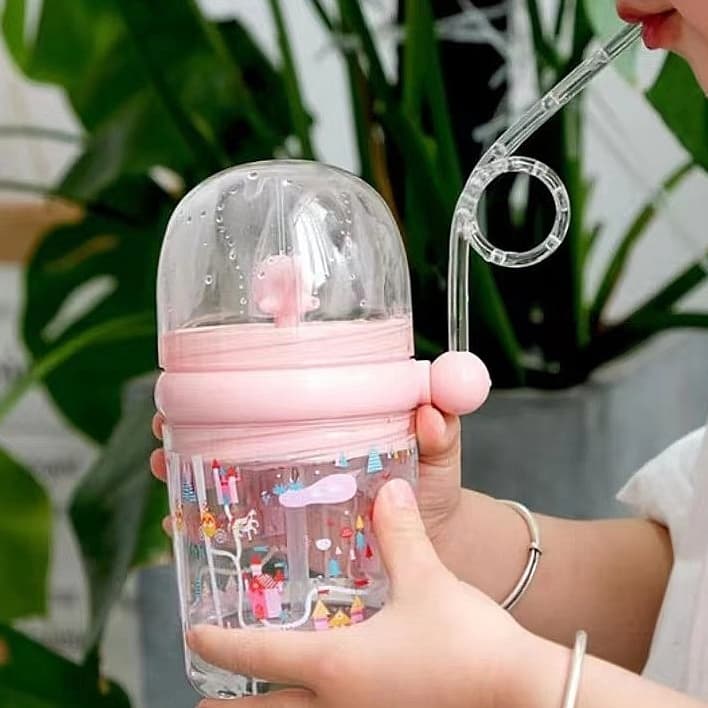 Copo Com Canudo Infantil Personagem Plástico - Promoção