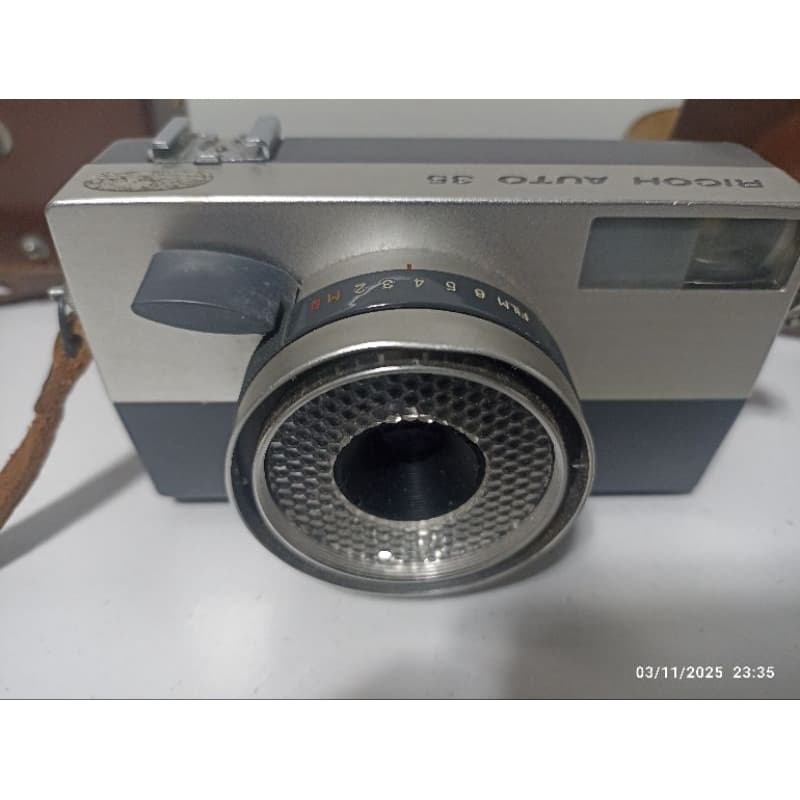 câmera hicoh auto 35