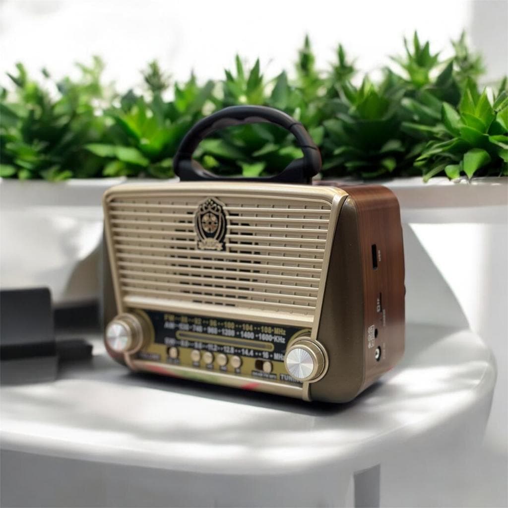 Rádio Retro Vintage Portátil Bluetooth Madeira com Lanterna Recarregável Cabo de Força Bivolt GT-3166