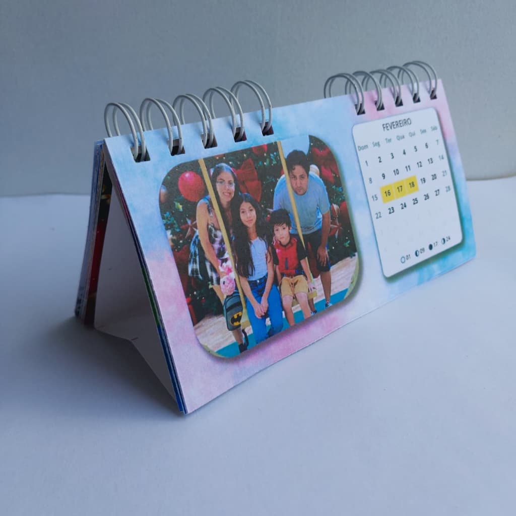 Calendário de mesa 2026 personalizado com foto, logotipo, imagens - Diversos modelos!