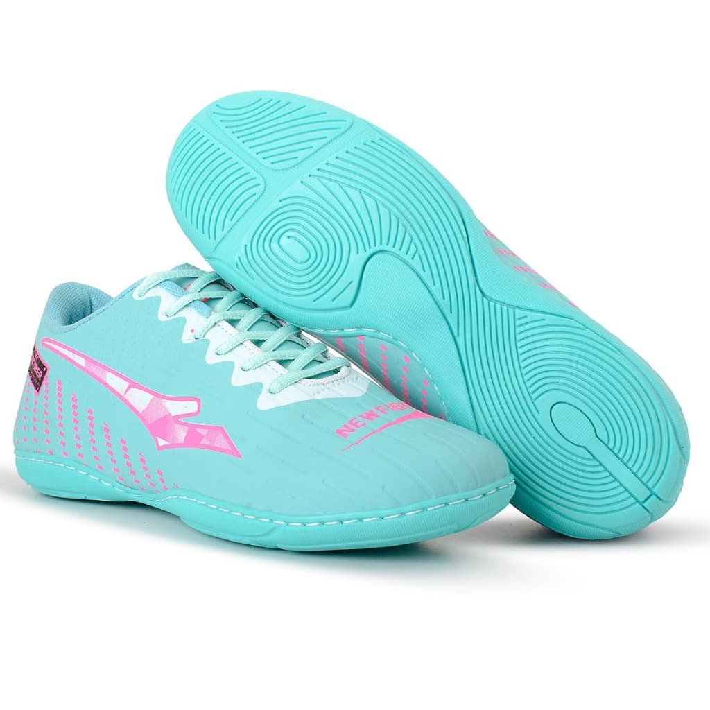 Chuteira Esportiva de Alto Desempenho – Conforto e Agilidade em Campo