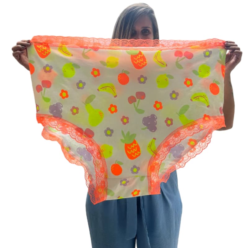 Calcinha Gigante Enorme de Itu (Frutas) Dia das Mães Pegadinha Trollagem Brincadeira Presente Divertido Familia Mãe