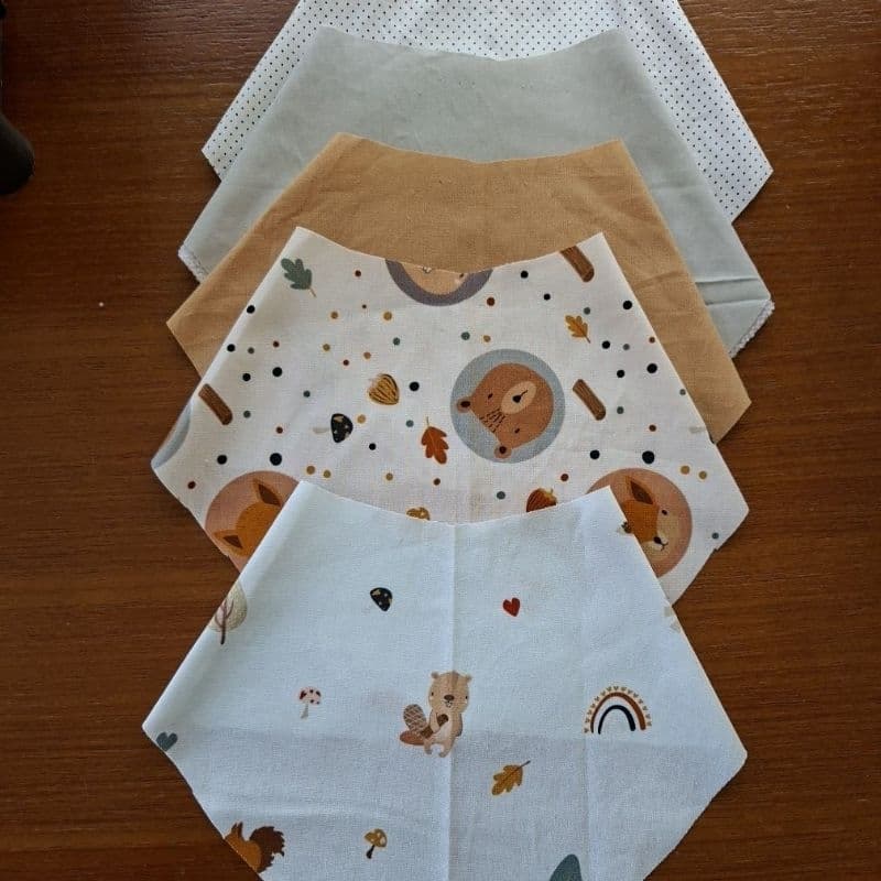 Kit 5 babadores atoalhado!