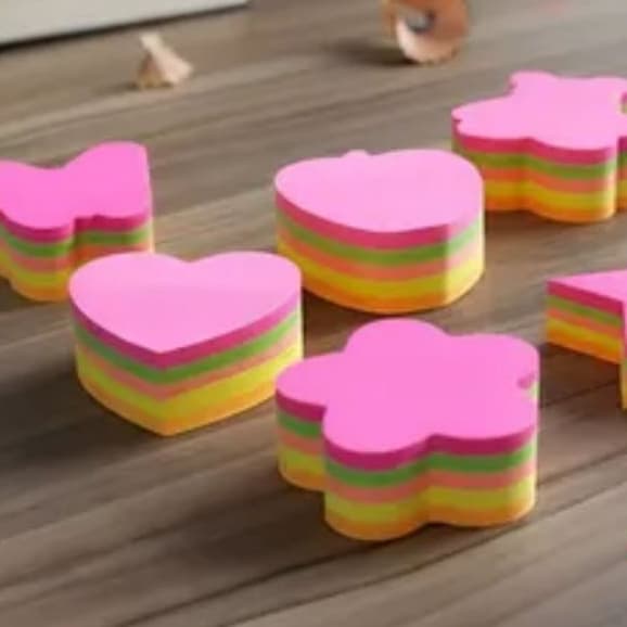 Mini Bloco Adesivo Decorado Recadinho Coração Flor Estrela Borboleta Maça Urso Camiseta