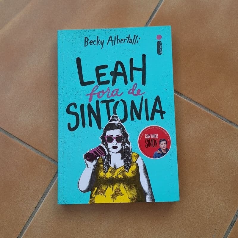 Livro Leah Fora de Sintonia por Becky Albertalli / SEBO, USADO