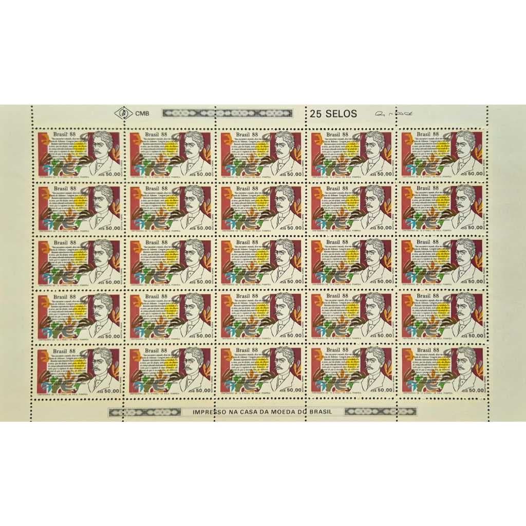 Folha completa com 24 ou 25 selos dos correios, depende da folha escolhida.