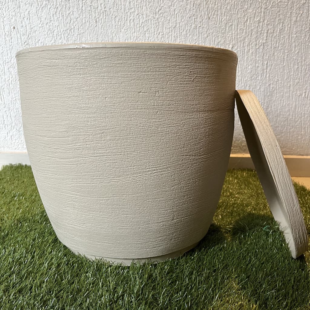 Vaso Decorativo Polietileno para Plantas Bojo Redondo Com Prato Medidas 35x40x30cm