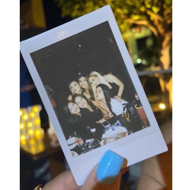 Fotos Retrô Instax Personalizadas para Presentear – Memórias