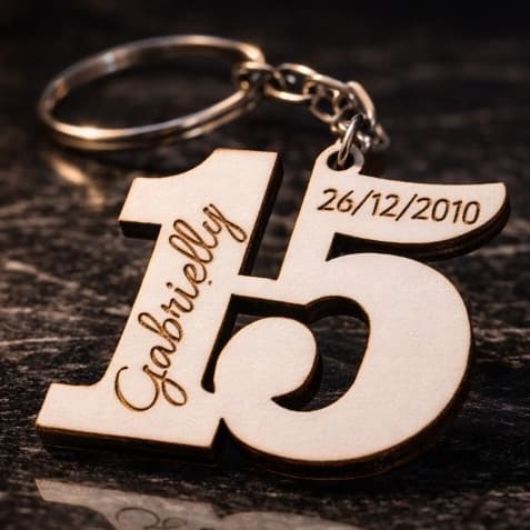 Chaveiro Lembrancinha Aniversário de 15 anos em MDF Personalizado