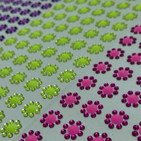 Cartela Adesiva Flor Strass para Pet Artesanato Cachorro Customização Autocolante Neon Cores Variadas