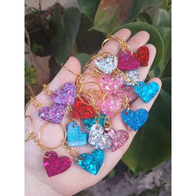 kit de mini chaveiros de coração feitos em resina 10,20,30 unidades mimos e lembrancinhas