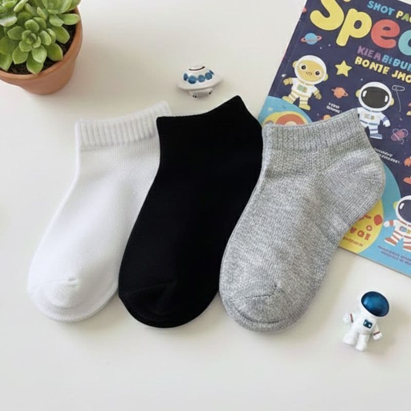 Kit com 3/6/12 Pares de Meias Brancas Infantis  Escola Para Meninos e Meninas de 6 a 10 Anos