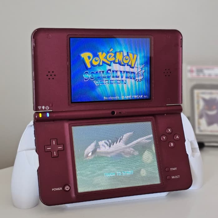 Grip Ergonômico para Nintendo DSi XL – Impressa em 3D | Camadas Studio