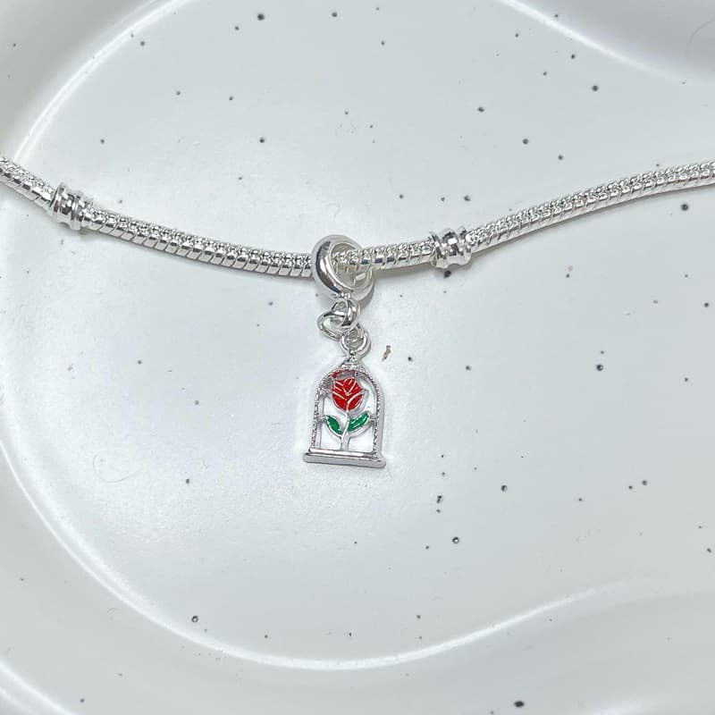 Berloque Rosa Encantada Cúpula | Banhado a Prata 925 Romântico