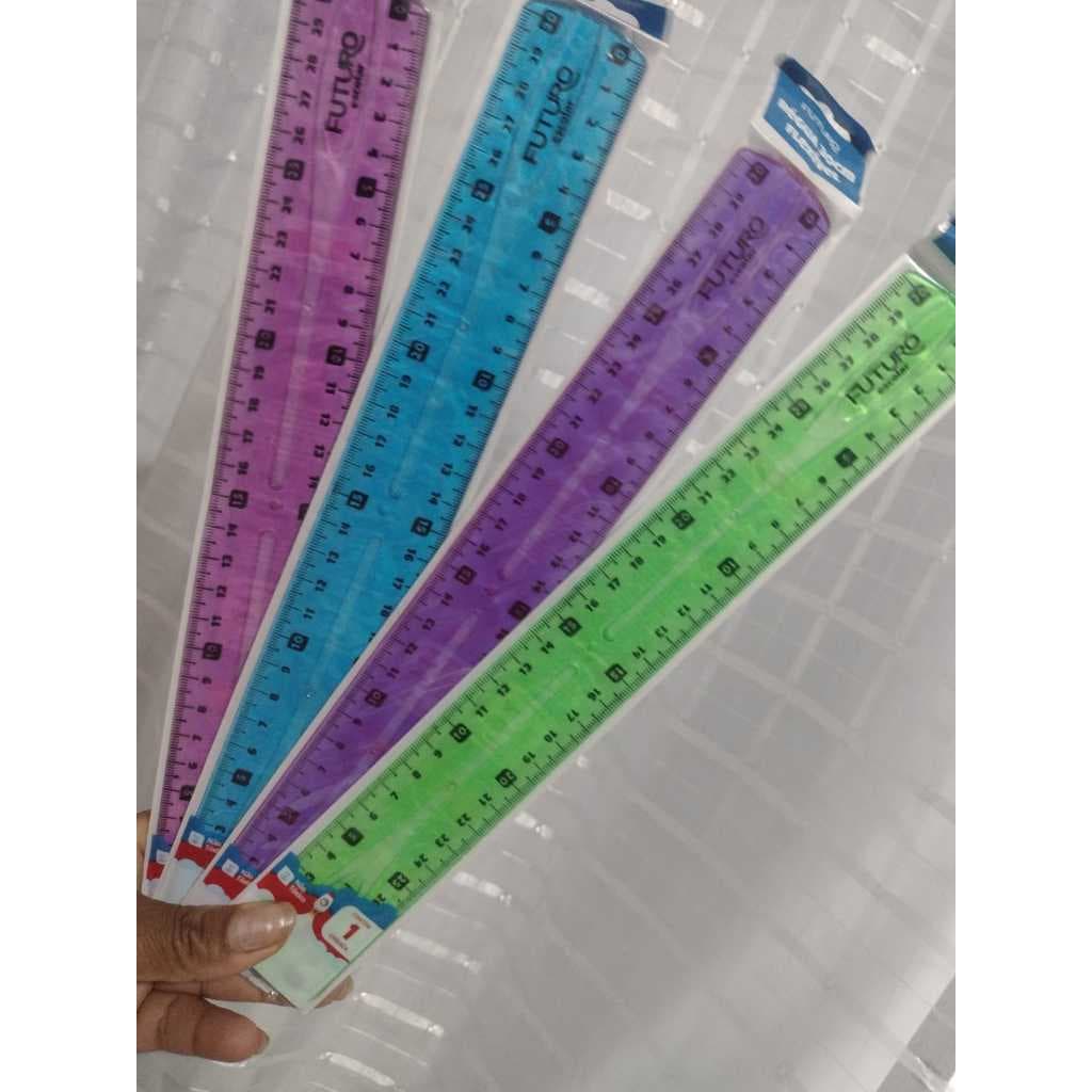 Régua de Flexível 30CM Futuro