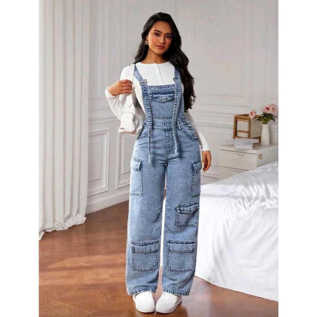 Jardineira Calça jeans Cargo