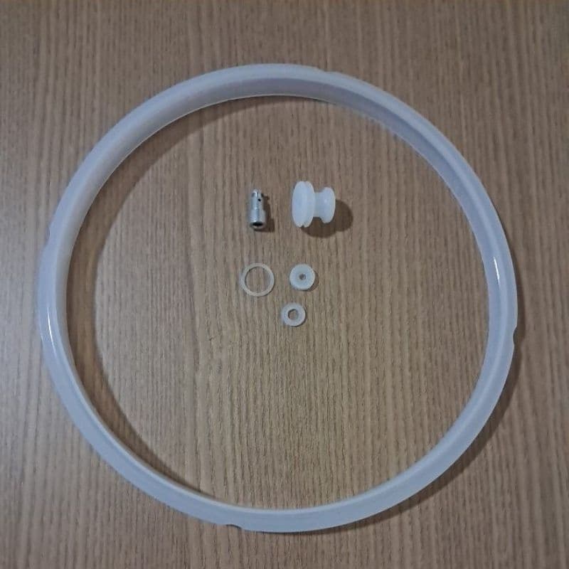 kit Borracha de Vedação de silicone panela de pressão elétrica 5 e 6 litros. Resistente de fácil instalação.