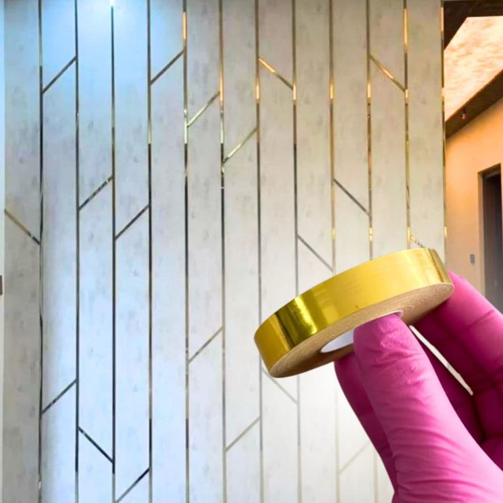 Fita 1CM Adesiva Dourada Lisa 10M Decoração De Tetos Parede Piso Resistente 1UNIDADE