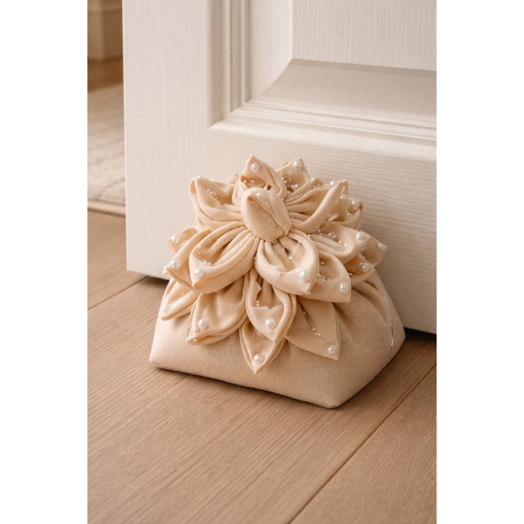 Peso de Porta Artesanal de Flor, pesa 1 kilo.