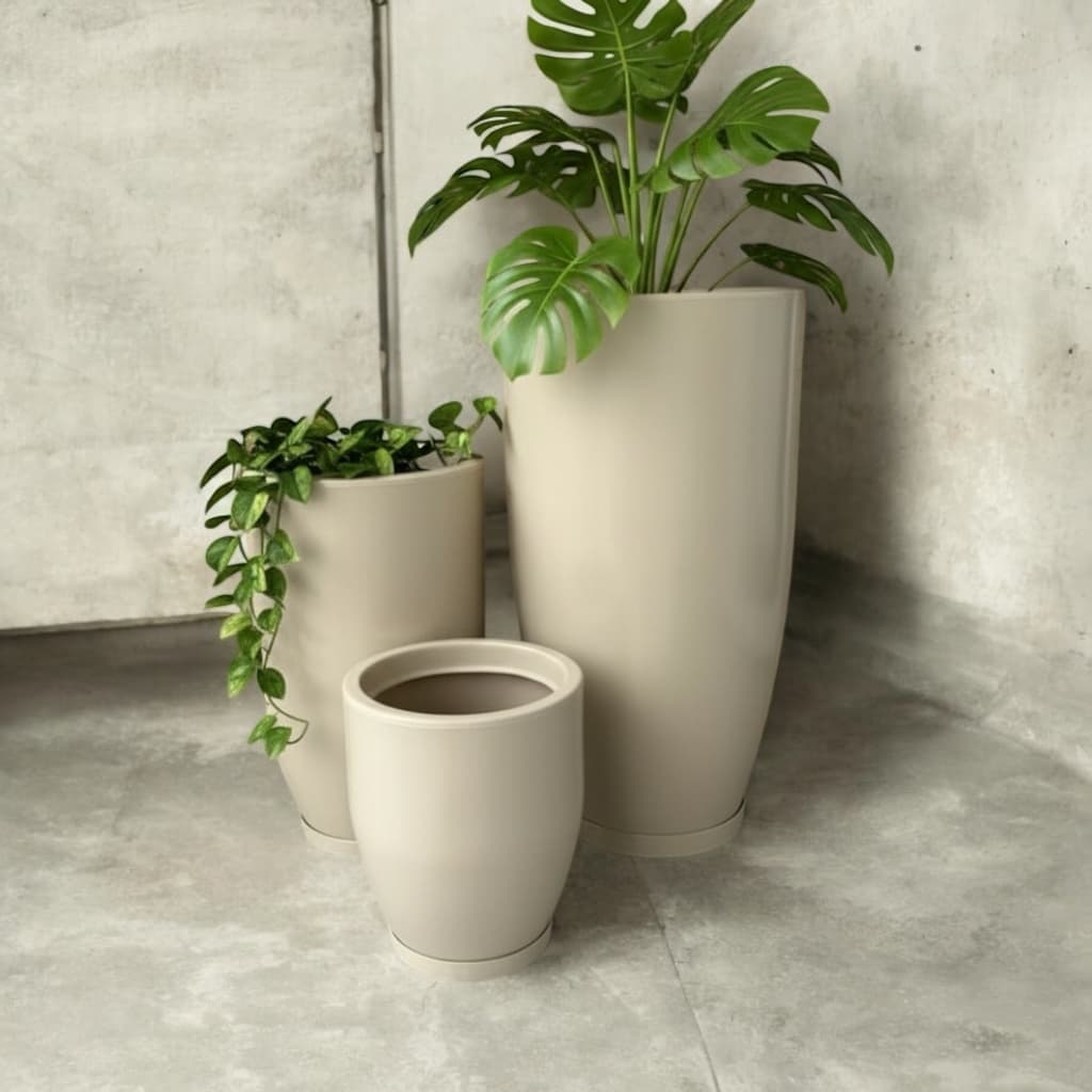 Kit com 3 Vasos Decorativos para plantas Polietileno Cone bojo liso N1 N2 e N3