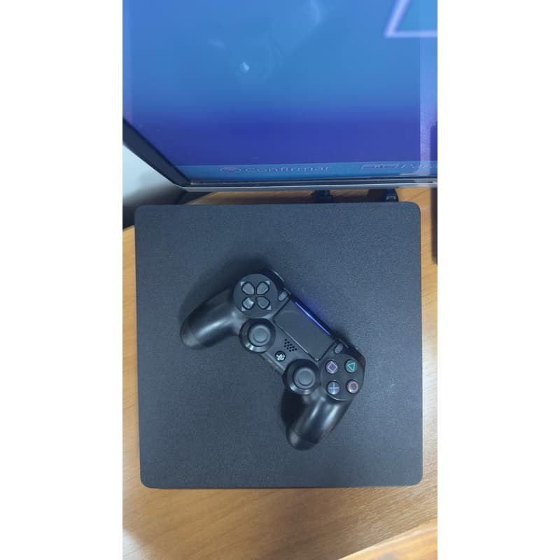 PS4 SLIM 1TB 1 CONTROLE ORIGINAL 1 JOGO FÍSICO