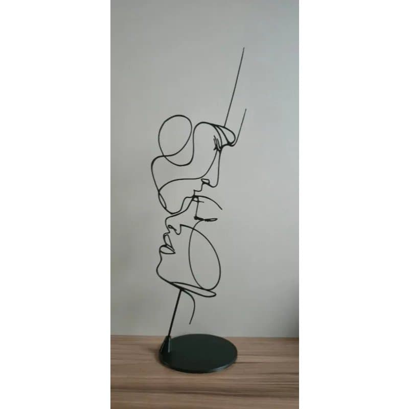 Escultura Decorativa Abstrata Face a Face – Estilo Minimalista