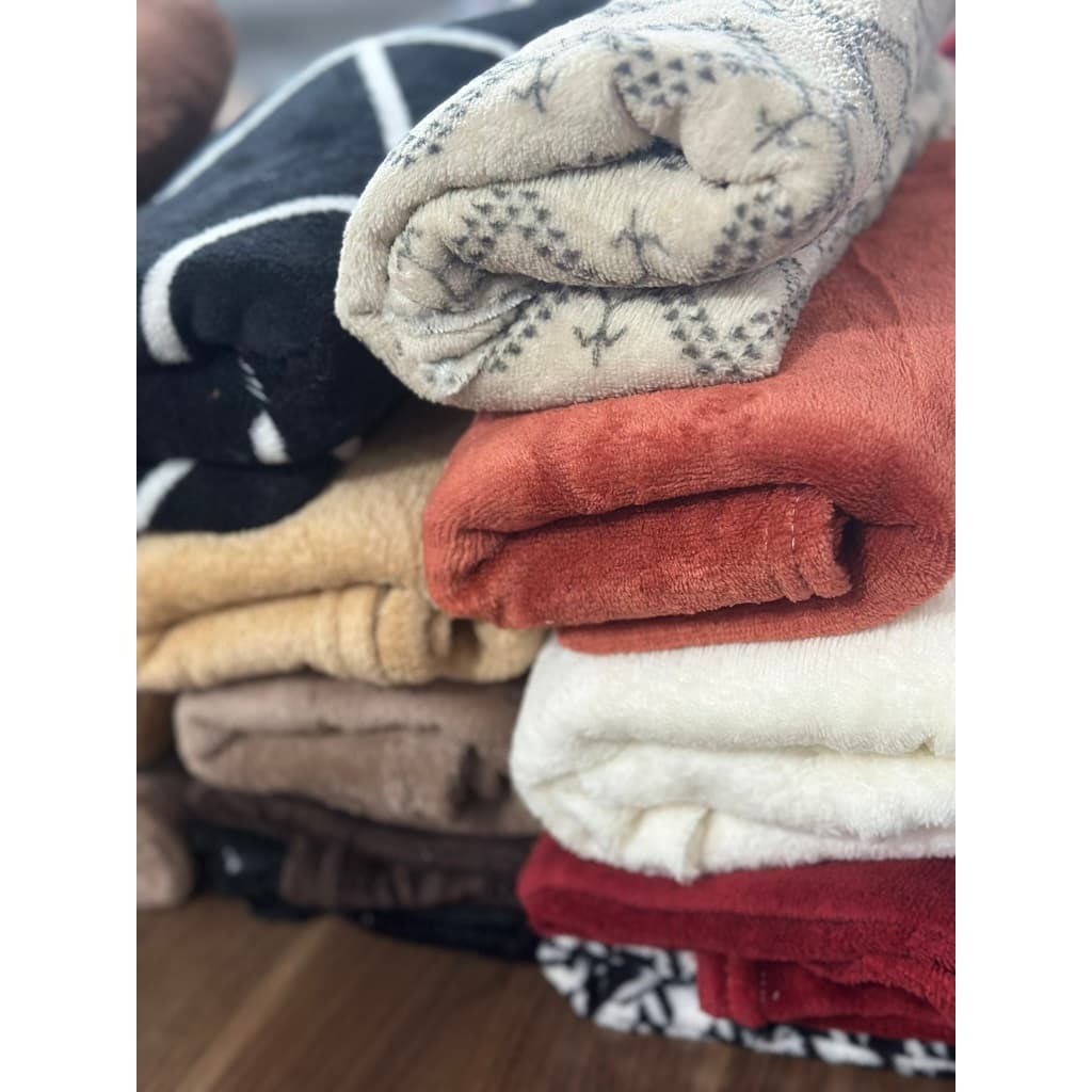 Kit 5 Mantas Soft Compactas 90x75cm | Ideal para Bebês e Pets – Conforto Diário