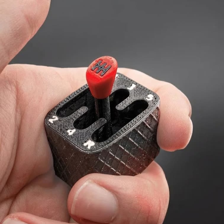 Fidget Toy Alavanca de Câmbio - Brinquedo Anti Stress com Sensação Real de Marchas | Chaveiro EDC