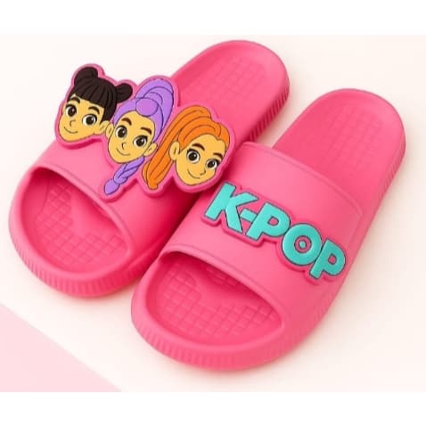 CHINELO NUVEM SLIDE INFANTIL AO ADULTO DAS GUERREIRAS K POP LANÇÃMENTO