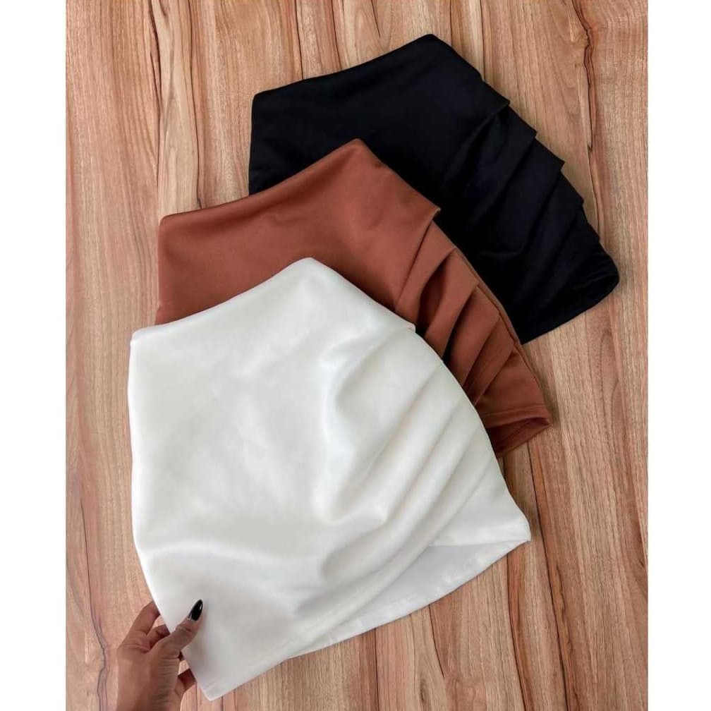 Short Saia femenino Grampeada Cintura Média Tecido Neoprene