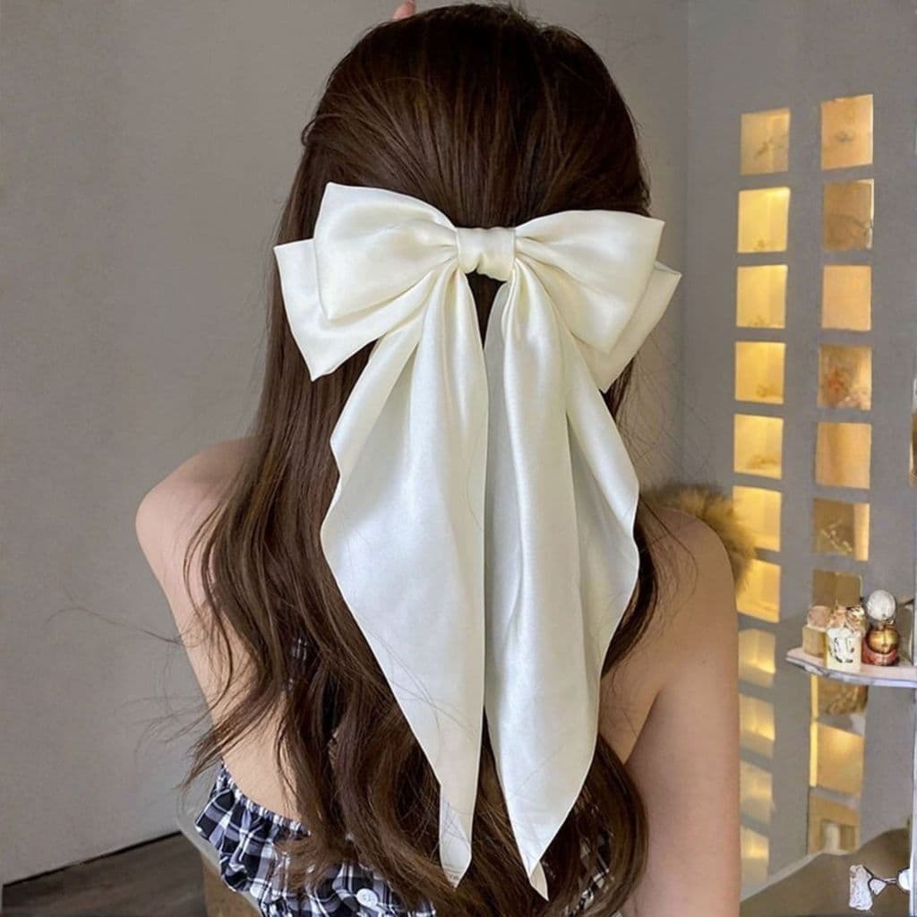 Laço de Cabelo Cetim Grande com Grampo Moda Evangélica Elegante 2025