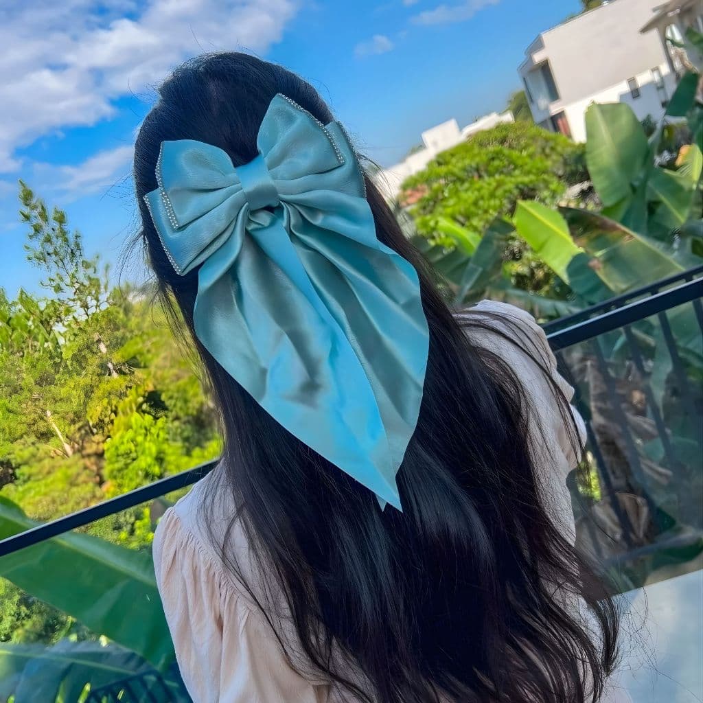 Elegante Clipe De Cabelo Grande Com Laço com Brilhos nas Laterais e no Meio De Cetim tecido 2026
