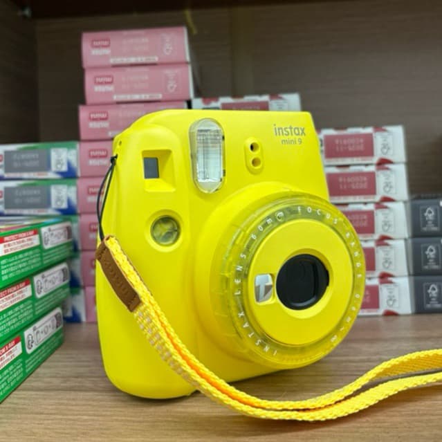 instax mini 9 amarela