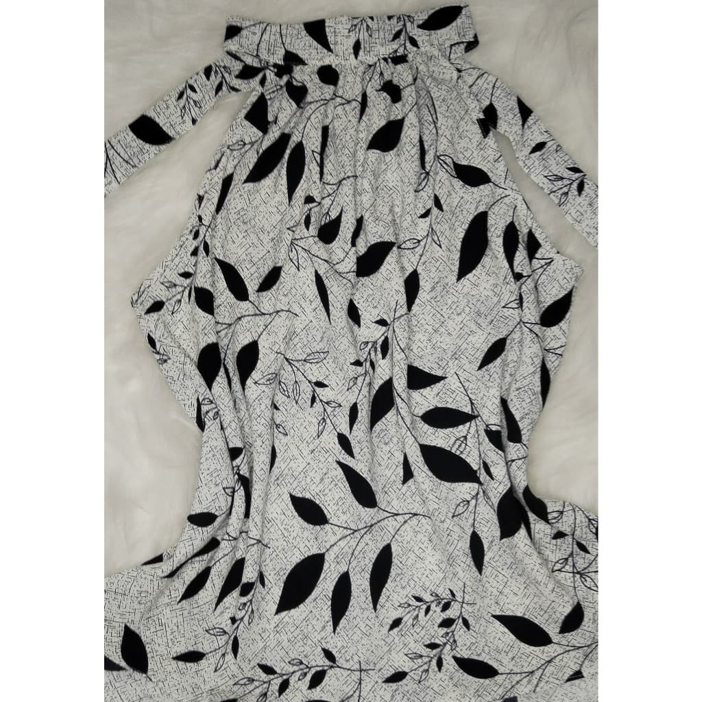 Blusa Feminina Gola Alta com amarração