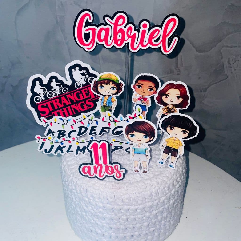 Topo de Bolo - Topper de Bolo Personalizado Aniversário Mesversario Stranger Things
