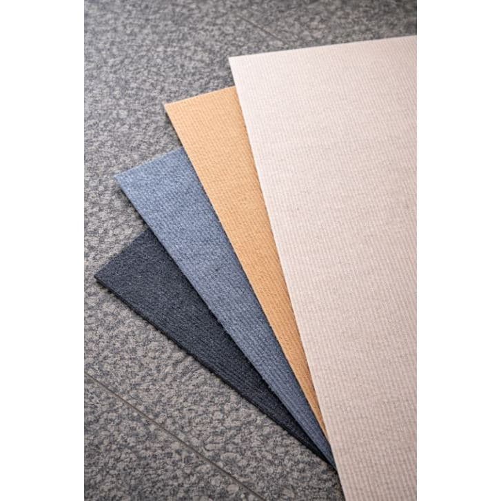 Carpete Autocolante em Placas 30x60cm 4mm – Tapete Adesivo para Piso, Parede e Escadas