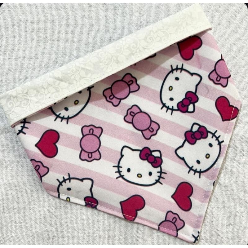 Bandana Pet Dupla Face Hello kitty Laços
