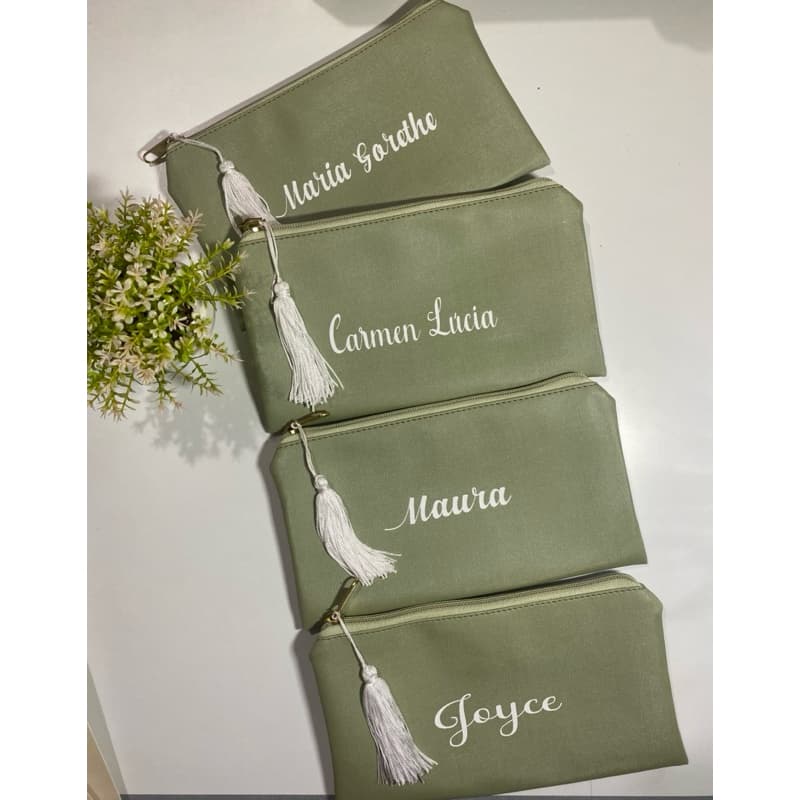 ✨Necessaire Penélope✨1 unidade personalizado com o nome ou iniciais.