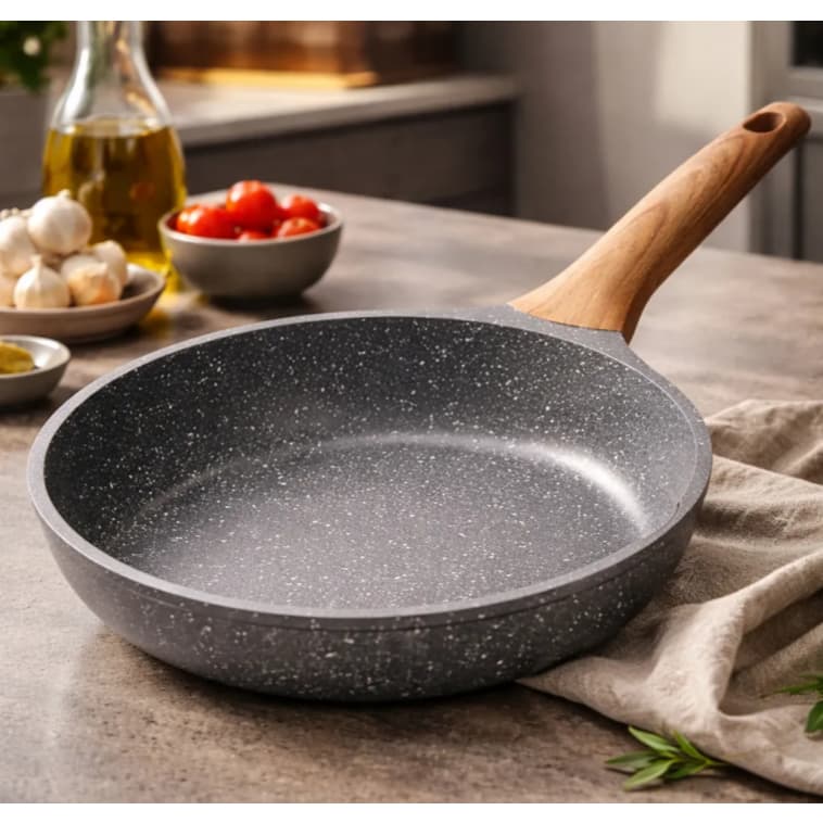 Frigideira Antiaderente de Alumínio Revestimento Cerâmico Premium Funda Cabo Madeira Não Gruda 24CM/28CM