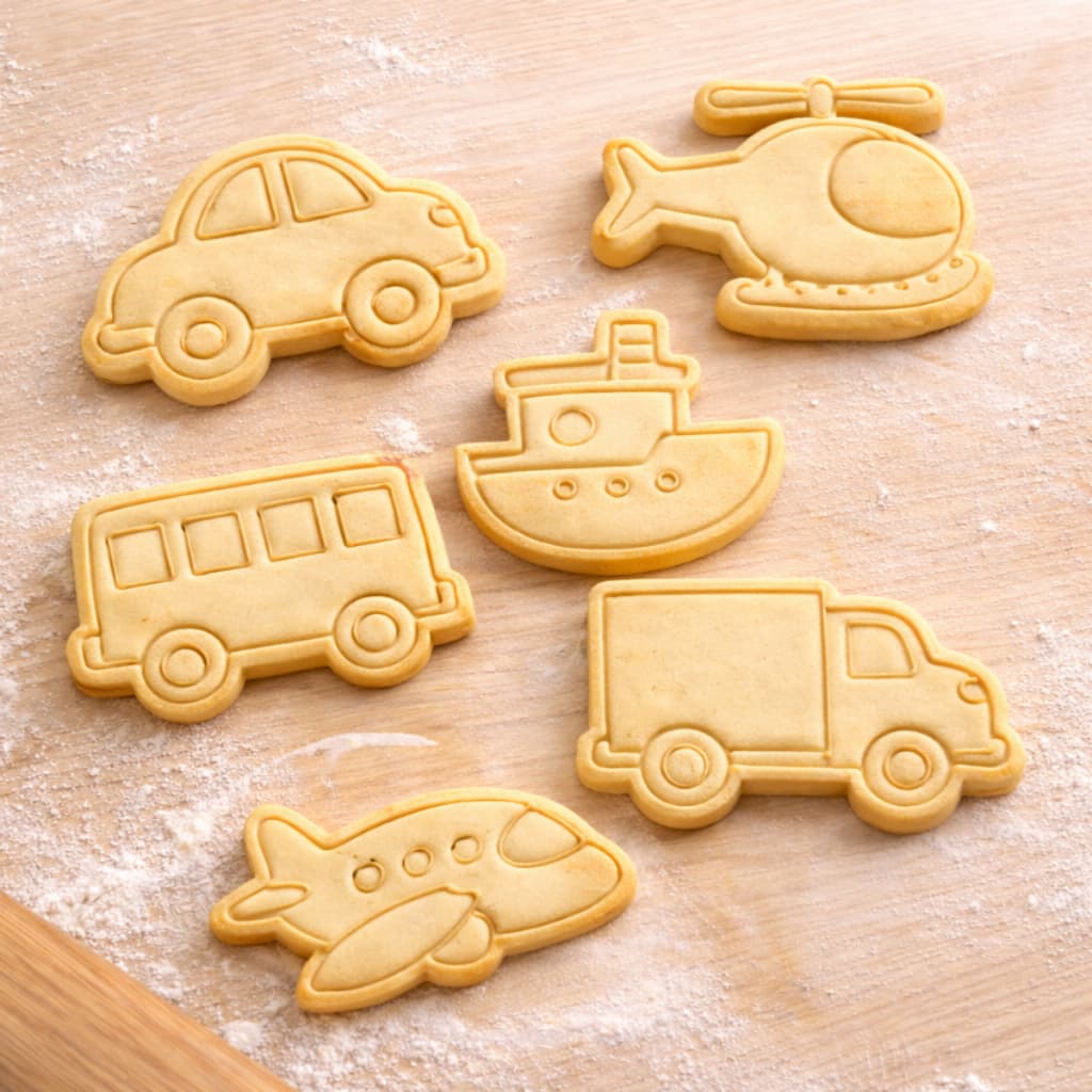 Kit 6 Cortadores de Biscoito Carrinho e Meio de Transporte Cortador Bolacha Massinha Pasta Americana