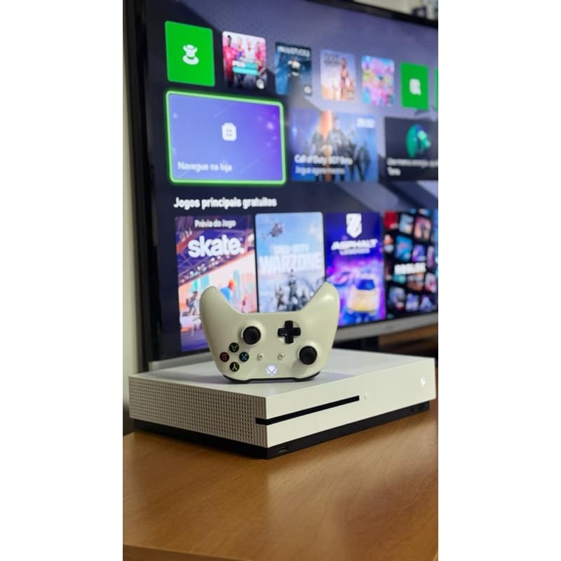 XBOX ONE S 1TB
