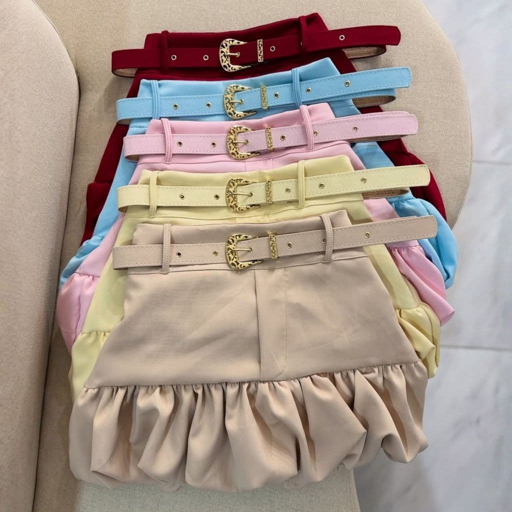 Short Saia Alfaiataria feminina Com Cinto Dourado