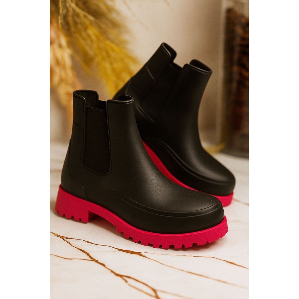 Bota Galocha Feminina Preto 33 ao 40 - Conforto e Estilo com Solado Tratorado Pink Preta Branca