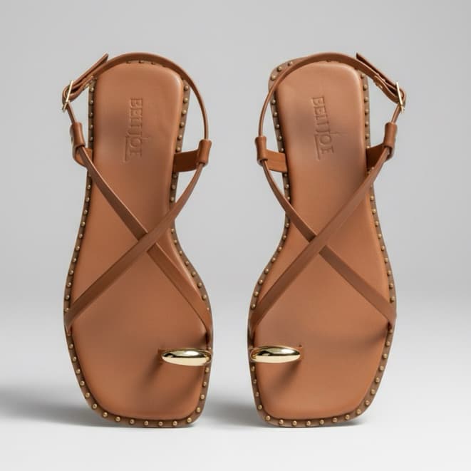 Sandalia Feminina Rasteira Rasteirinha Tira Enfeite Metalizado Lesma Dedo Bico Quadrado