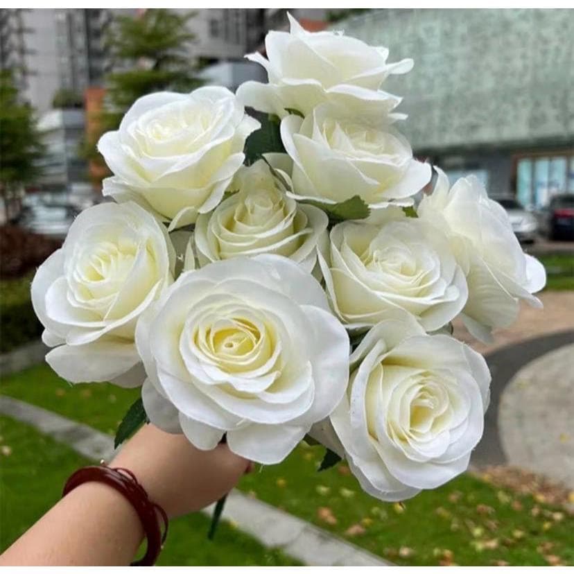 Buquê De Rosas GRANDE Com 5 Flores Branca Artificial Decoração