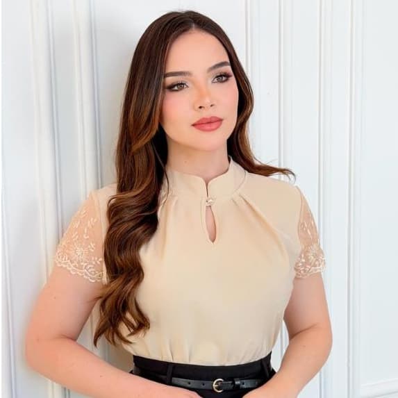 Blusa Social Com Acabamento Na Manga Moda Evangelica