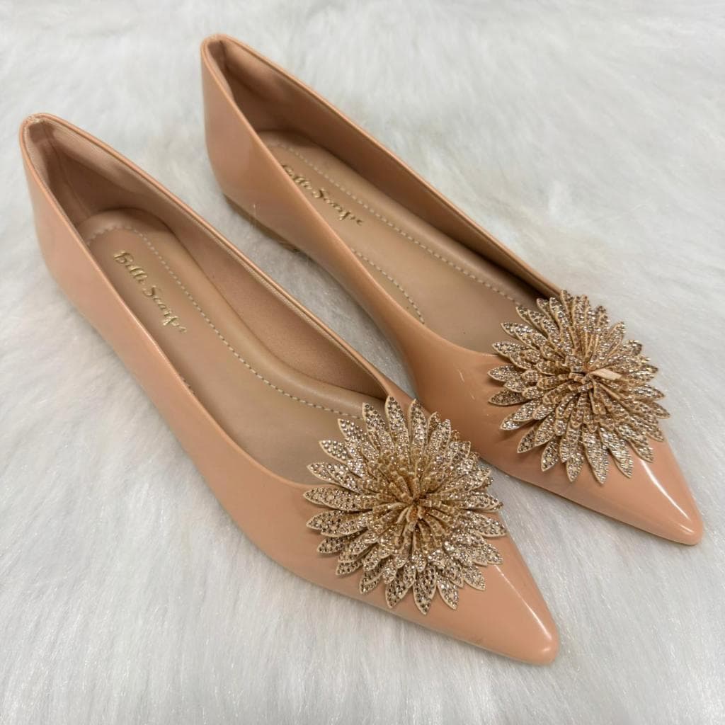 Sandália Sapatilha Feminina Verniz Confortável Flor Enfeite Premium Importado Lançamento