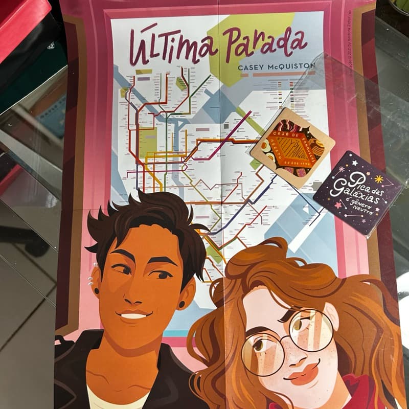 KIT LITERÁRIO EXCLUSIVO “ÚLTIMA PARADA” de Casey McQuiston