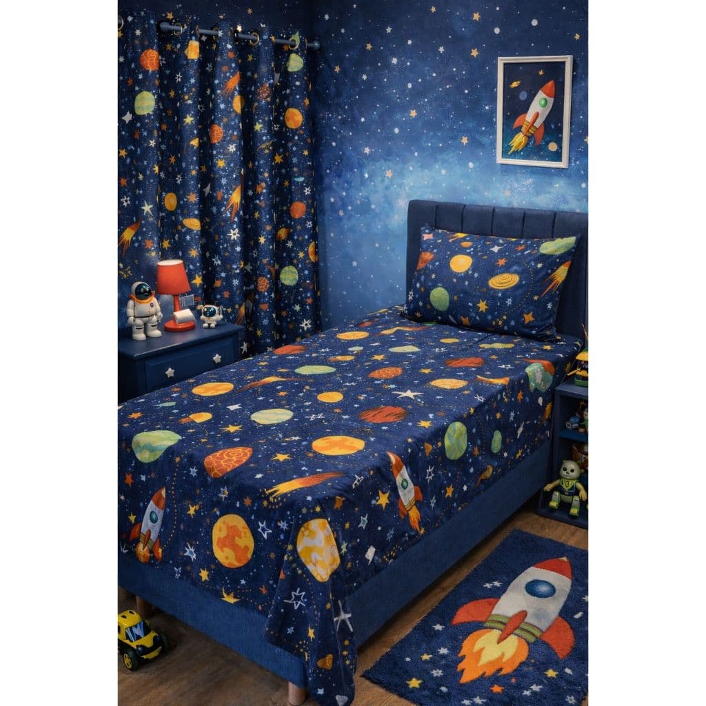 Kit Quarto Infantil Completo – Lençol + Fronha + Cortina 2 Partes Estampados Algodão - Poliester