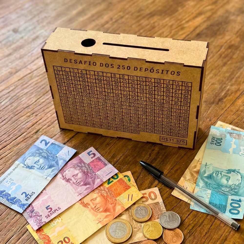 Caixa Cofre Dinheiro Mdf Desafio 5 Mil / 10 Mil / 250 Depósitos Woodbox Poupança